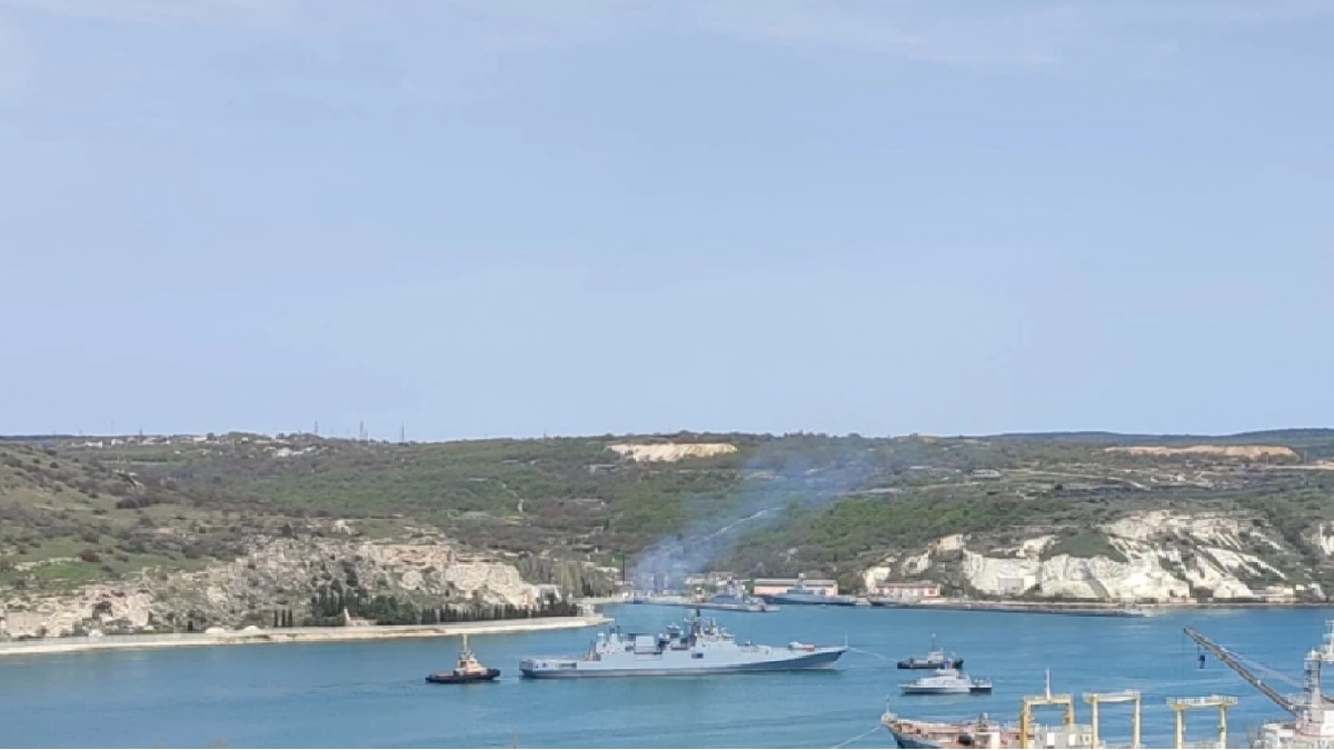 До Севастопольської бухти повернувся корабель, на озброєнні якого крилаті ракети